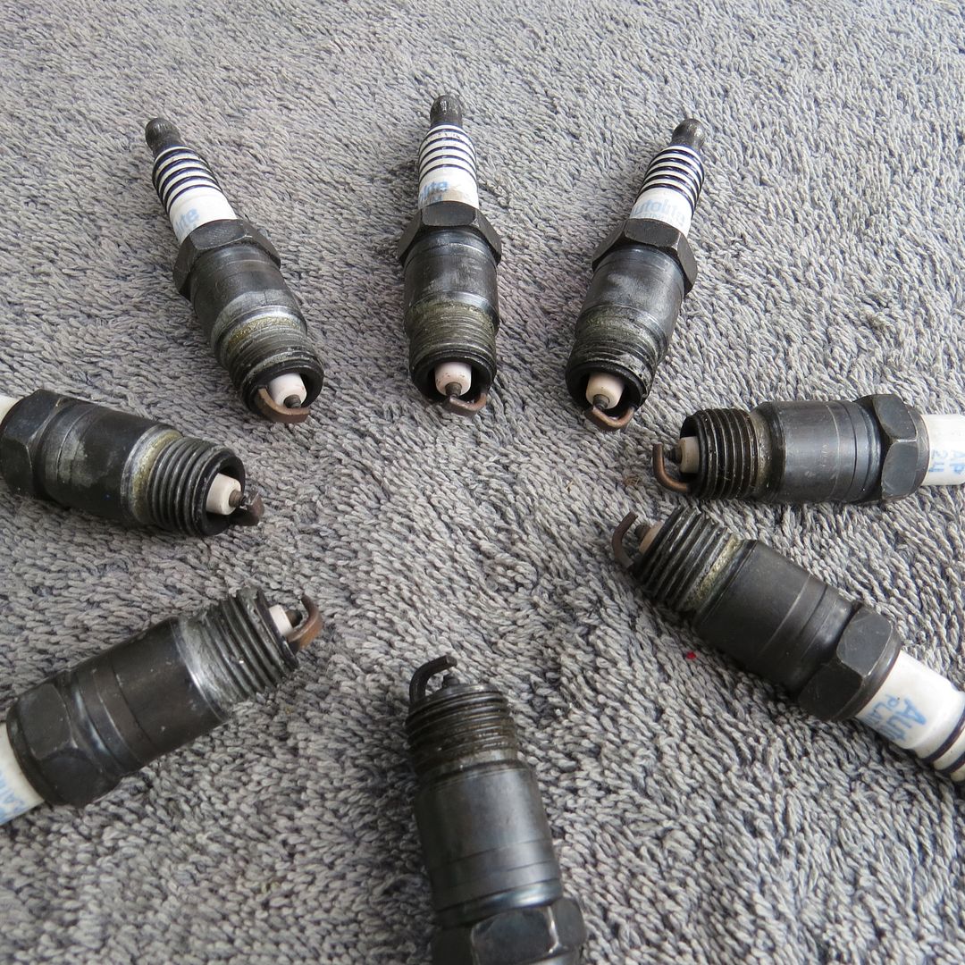 For Sale Autolite Platinum Spark plugs AP 24 Cooler heat range for